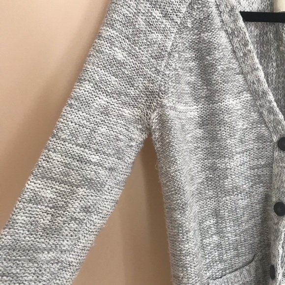 Grey white cardigan - Picture 4 of 4